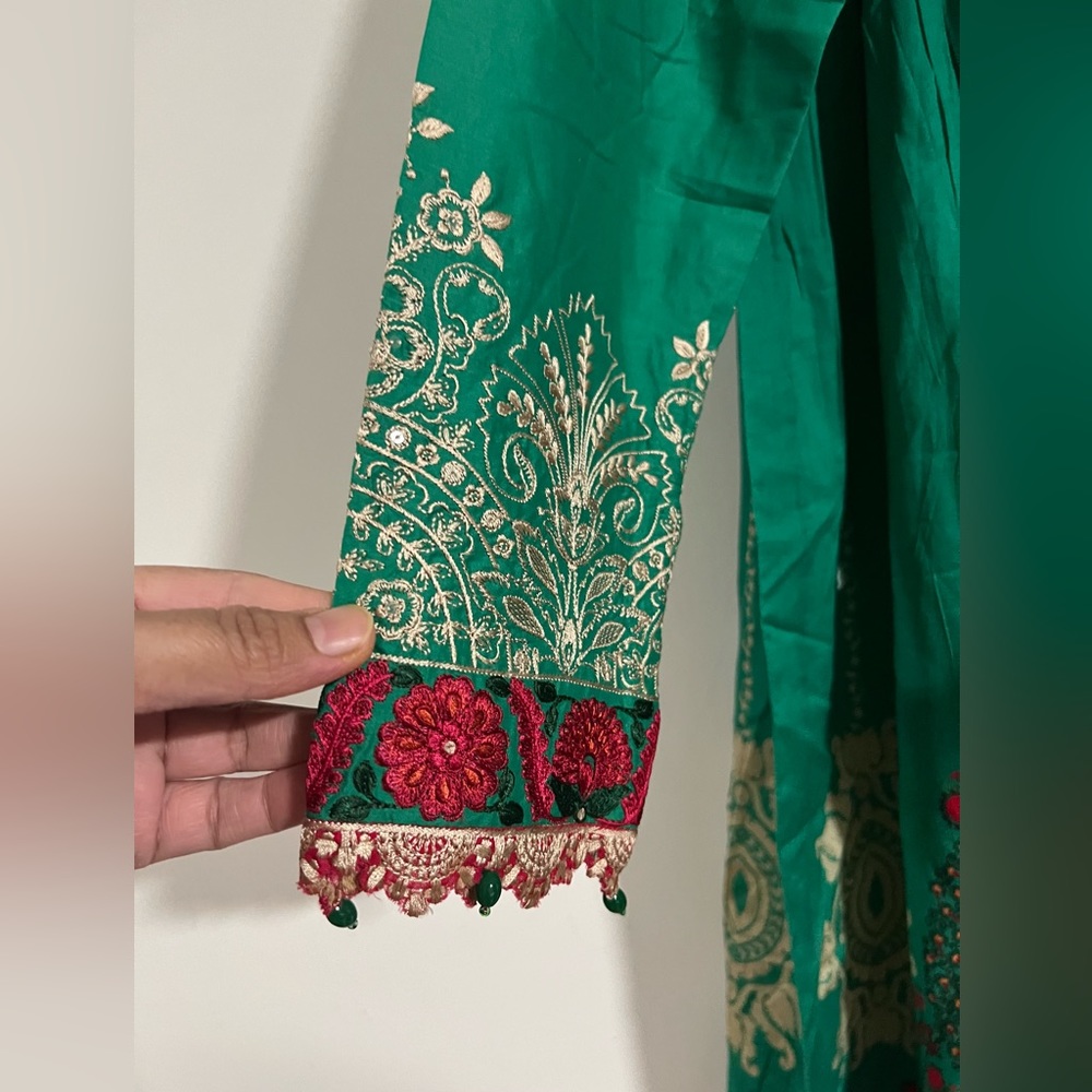 Pakistani designer Maria.B lawn dress NWT - Picture 4 of 7